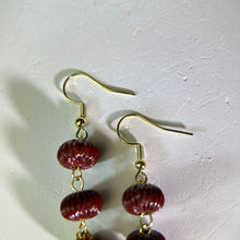 Load image into Gallery viewer, 14K Gold Filled Cinnabar Beads Earrings 紫金砂朱砂灯笼珠14K注金耳钩
