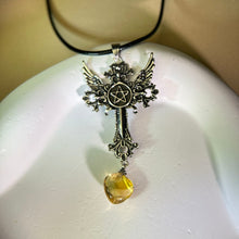 将图片加载到图库查看器，Citrine Love Heart Pendant Necklace 黄水晶爱心吊坠项链
