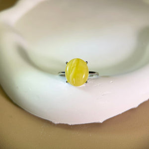 Amber Adjustable Ring 蜜蜡琥珀镶嵌活口戒指