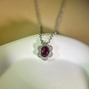 Purple Garnet Pendant 紫牙乌石榴石镶嵌吊坠