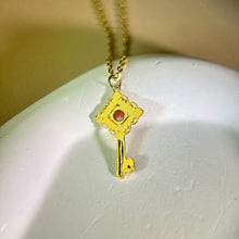 Load image into Gallery viewer, Carnelian Key Pendant 南红玛瑙镶嵌钥匙吊坠
