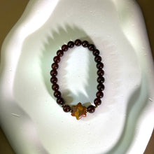 Load image into Gallery viewer, Ruby Garnet Fossil Coral Beads Bracelet 酒红石榴石珊瑚玉手串
