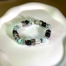 将图片加载到图库查看器，Clear Quartz Lava Beads Bracelet 白水晶火山石手串
