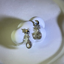 Load image into Gallery viewer, 925 Silver Citrine Earrings 黄水晶镶嵌银耳钉
