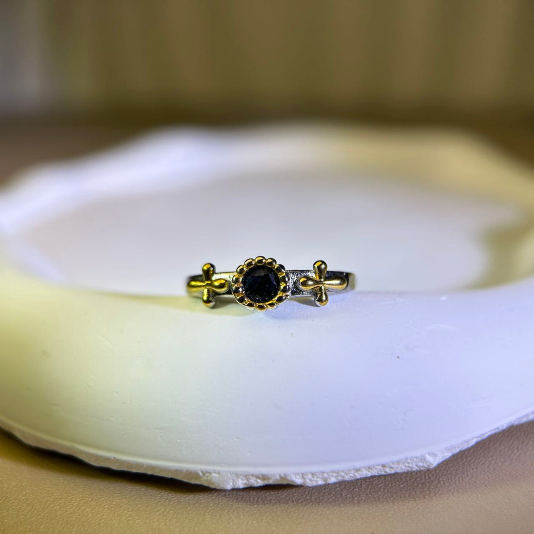 Blue Sapphire Adjustable Ring 蓝色蓝宝石镶嵌活口戒指