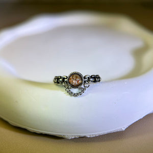 Golden Strawberry Quartz Adjustable Ring 金色草莓晶镶嵌活口戒指