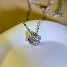 Load image into Gallery viewer, Moissanite Diamond Pendant 莫桑石镶嵌吊坠
