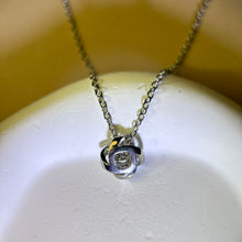 Load image into Gallery viewer, Moissanite Diamond Pendant 莫桑石镶嵌吊坠
