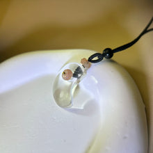 将图片加载到图库查看器，Clear Quartz Moon Pendant Necklace 白水晶月牙吊坠项链
