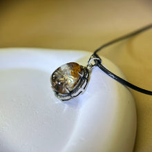 将图片加载到图库查看器，Phantom Quartz Pendant Necklace 幽灵水晶镶嵌吊坠项链
