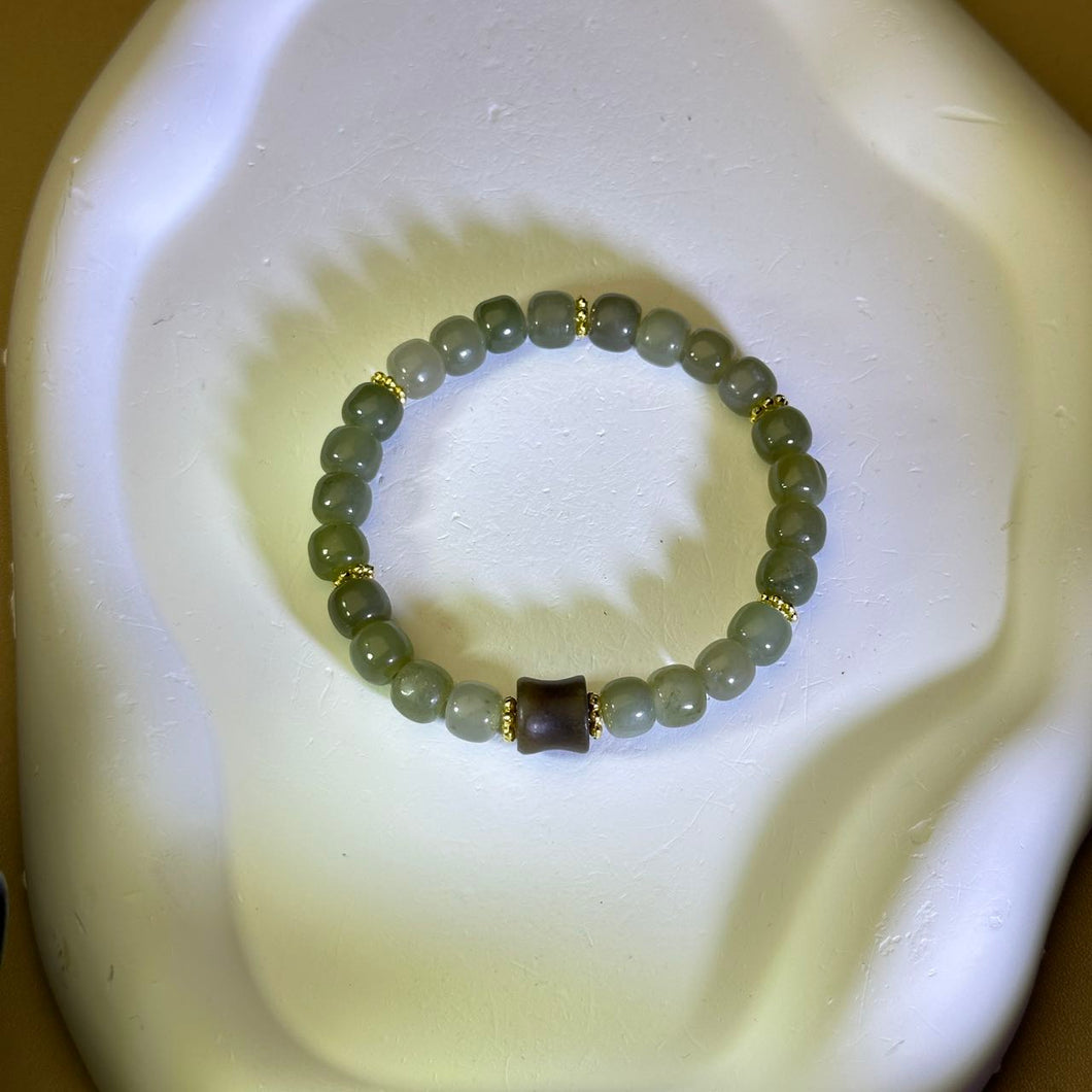 Green Nephrite Beads Bracelet 和田玉鸭蛋青玉糖玉手串