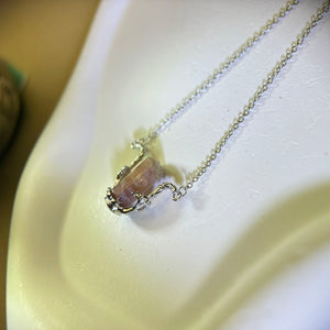 Pink Tourmaline Pendant Necklace 粉色碧玺镶嵌吊坠项链