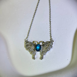 Swiss Blue Topaz Butterfly Pendant Necklace 瑞士蓝托帕石镶嵌蝴蝶吊坠项链