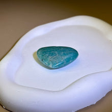 Load image into Gallery viewer, Amazonite Love Heart 天河石爱心
