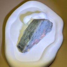 Load image into Gallery viewer, Labradorite Freeform Stone 拉长石灰月光石随型
