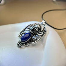 将图片加载到图库查看器，Lapis Lazuli Cthulhu Pendant Necklace 青金石镶嵌克苏鲁吊坠项链
