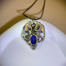 将图片加载到图库查看器，Lapis Lazuli Cthulhu Pendant Necklace 青金石镶嵌克苏鲁吊坠项链
