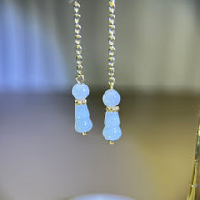 Load image into Gallery viewer, 14K Gold Filled White Jade Guards Earrings 糯种白色翡翠葫芦14K注金耳钩
