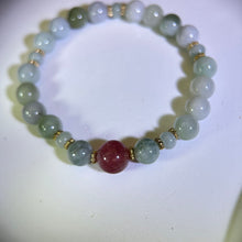 将图片加载到图库查看器，Red Strawberry Quartz Green Jade Beads Bracelet 红色草莓晶糯种豆色翡翠手串
