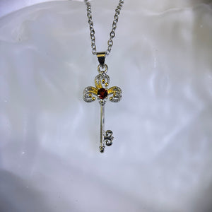 Ruby Garnet Key Pendant 酒红石榴石镶嵌钥匙吊坠