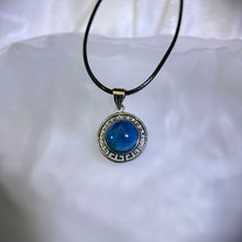 将图片加载到图库查看器，Blue Apatite Pendant Necklace 蓝磷灰镶嵌吊坠项链
