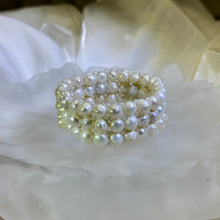 将图片加载到图库查看器，White Freshwater Pearl Beads Bangle 白色淡水珍珠手排
