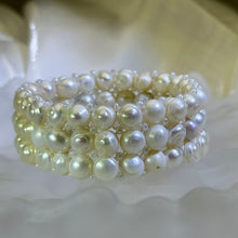 将图片加载到图库查看器，White Freshwater Pearl Beads Bangle 白色淡水珍珠手排
