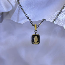 Load image into Gallery viewer, Citrine Pendant 黄水晶镶嵌吊坠
