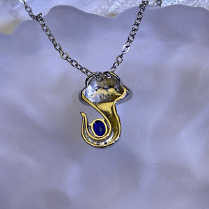 Blue Sapphire Snake Pendant 蓝色蓝宝石镶嵌蛇吊坠