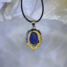 Load image into Gallery viewer, Lapis Lazuli Pendant Necklace 青金石镶嵌吊坠项链
