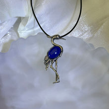 Load image into Gallery viewer, Lapis Lazuli Crane Pendant Necklace 青金石镶嵌仙鹤吊坠项链
