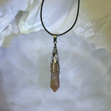 Load image into Gallery viewer, Orange Moss Agate Pendulum Pendant Necklace 橙色水草玛瑙灵摆吊坠项链
