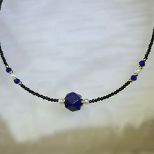 Load image into Gallery viewer, Lapis Lazuli Black Spinel Beads Necklace 青金石黑色尖晶石珠链项链
