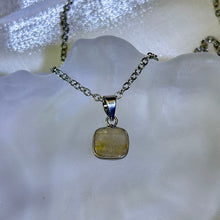 Load image into Gallery viewer, Golden Rutilated Quartz Pendant 金发晶水晶镶嵌吊坠
