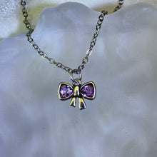 Load image into Gallery viewer, Amethyst Bow Pendant 紫水晶镶嵌蝴蝶结吊坠
