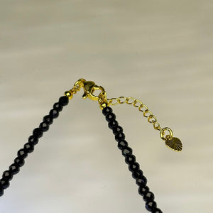 Amber Blossom Pendant Black Spinel Beads Necklace 金珀琥珀牡丹花吊坠黑色尖晶石珠链项链