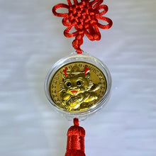 将图片加载到图库查看器，999 Gold Foil Year of Dragon Souvenir Coin Ornament Car Charm Bag 金箔龙年纪念币挂饰车挂包挂
