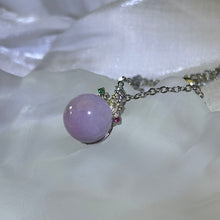 Load image into Gallery viewer, Purple Kunzite Castle Pendant 紫锂辉镶嵌城堡吊坠
