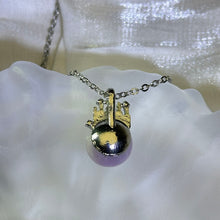 Load image into Gallery viewer, Purple Kunzite Castle Pendant 紫锂辉镶嵌城堡吊坠
