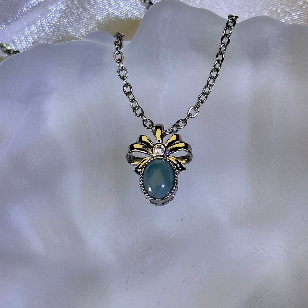 Blue Jade Pendant 糯种蓝水翡翠镶嵌吊坠