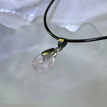 Load image into Gallery viewer, Rose Quartz Lucky Buckle Pendant Necklace 粉水晶平安扣吊坠项链
