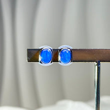 Load image into Gallery viewer, 925 Silver Blue Kyanite Earrings 蓝晶石镶嵌银耳钉
