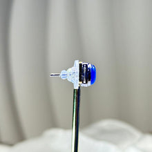 Load image into Gallery viewer, 925 Silver Blue Kyanite Earrings 蓝晶石镶嵌银耳钉
