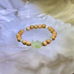 Green Nephrite Teddy Bear Thuja Wood Beads Bracelet 和田玉鸭蛋青玉小熊崖柏木手串