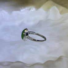 将图片加载到图库查看器，Green Nephrite Adjustable Ring 和田玉碧玉镶嵌活口戒指
