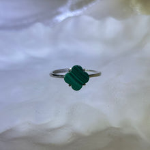 将图片加载到图库查看器，Malachite Clover Adjustable Ring 孔雀石四叶草镶嵌活口戒指
