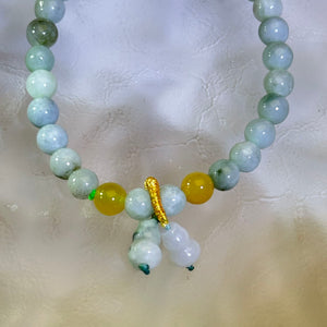 Green Jade Beads Bracelet 糯种豆色翡翠手串