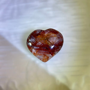 Red Hematoid Quartz Love Heart 红胶花水晶爱心