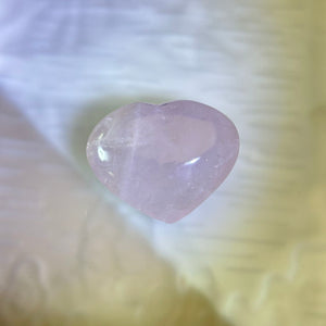 Rose Quartz Love Heart 粉水晶爱心