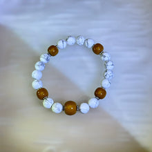 Load image into Gallery viewer, Hawlite Yellow Jasper Beads Bracelet 白松石黄色阿拉善玛瑙手串
